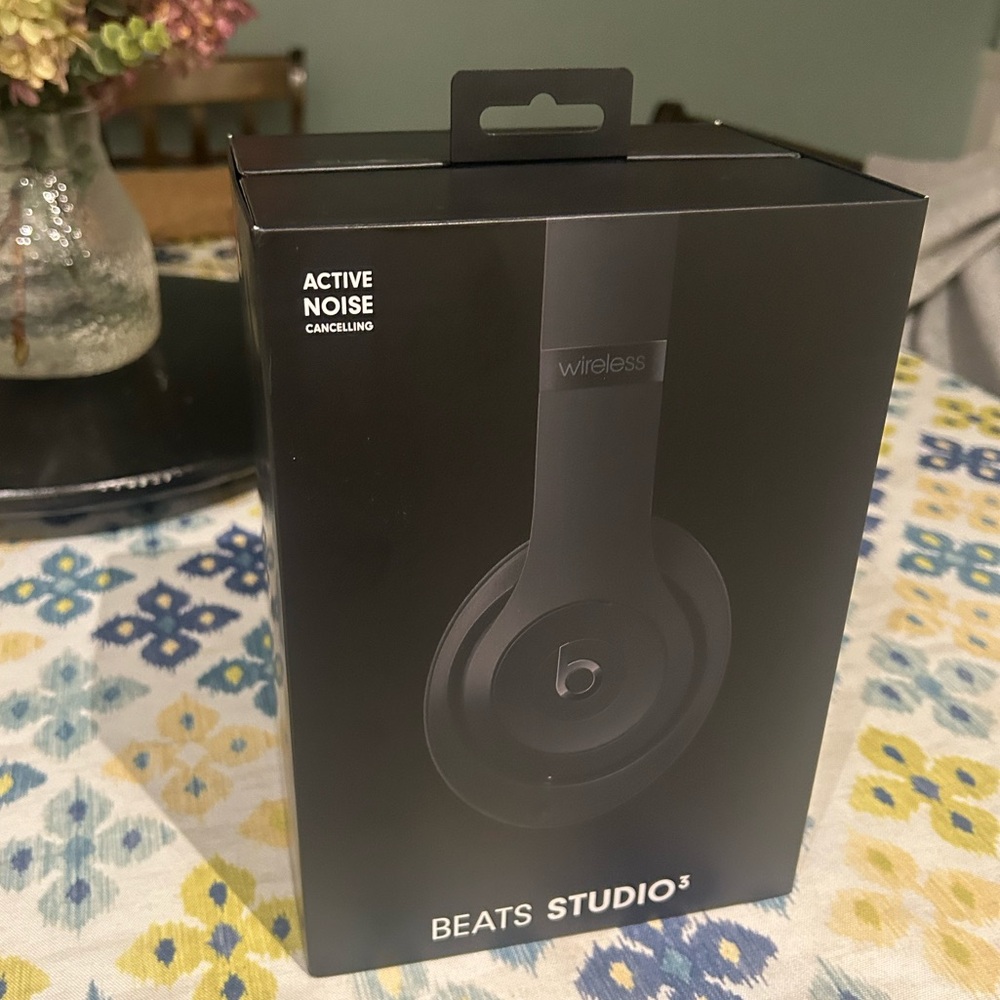 Beats Studio Pro wireless Black,